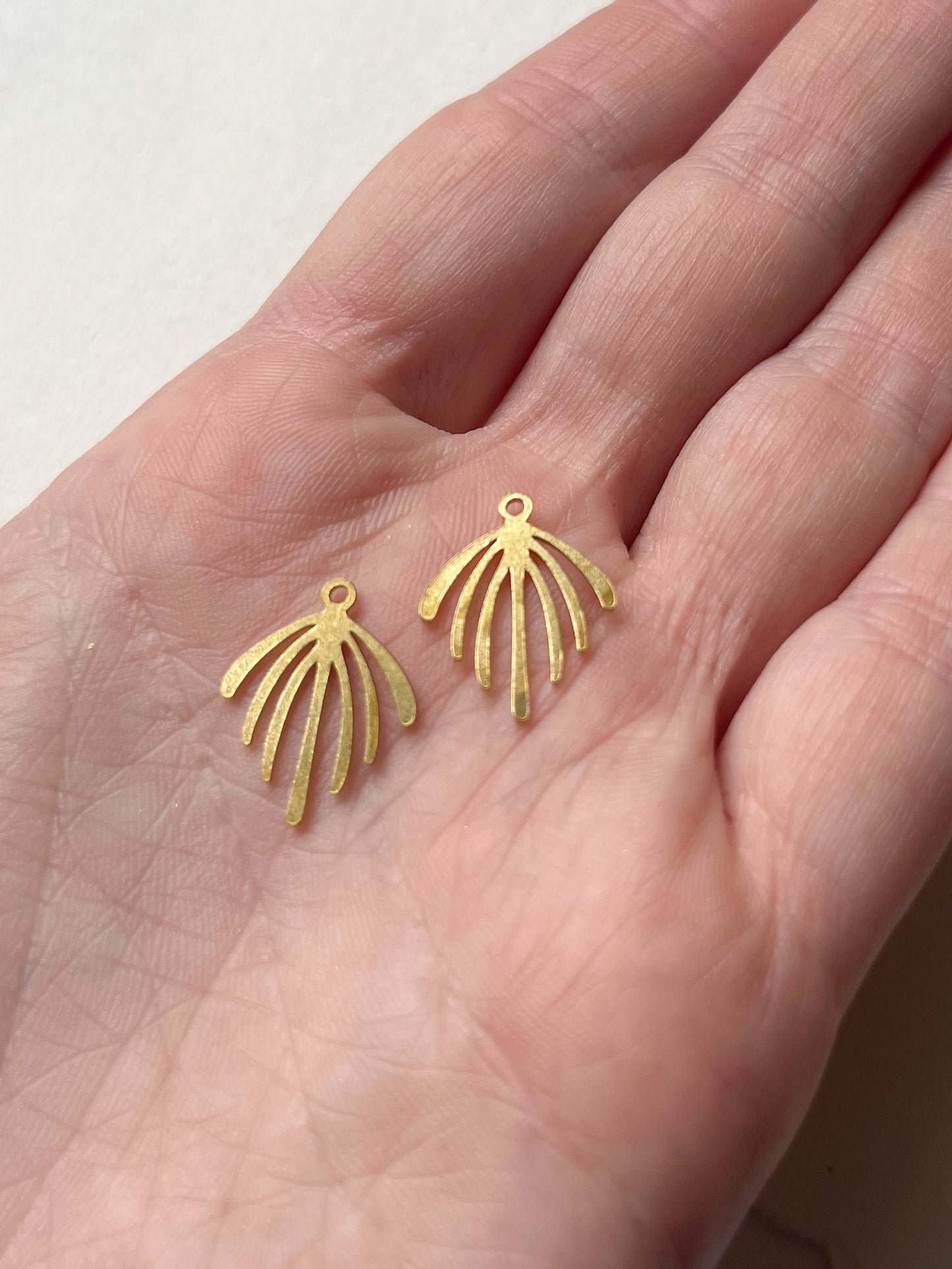 MESSING // kort frynse