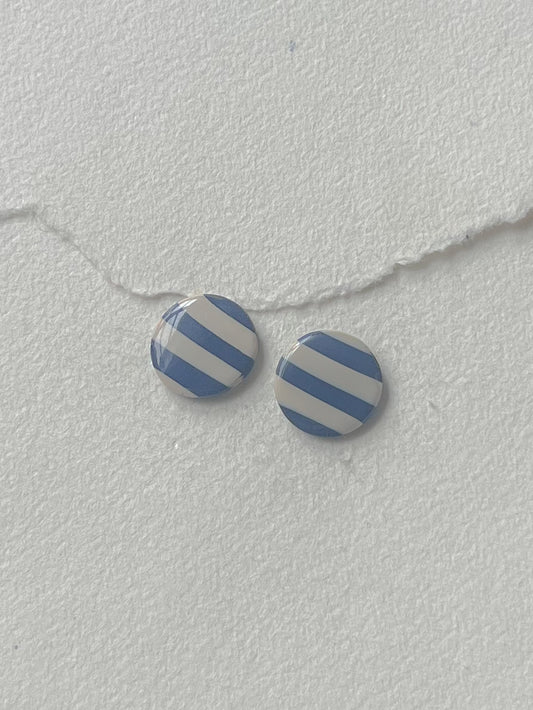 DOTS ørestikker // oversize lys / blå