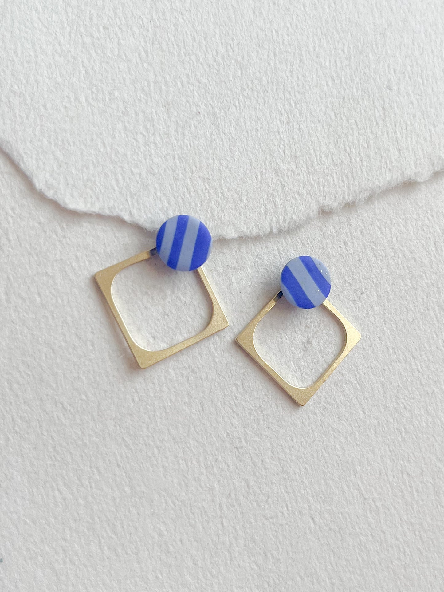 Stribet mat dot /// bagstykke