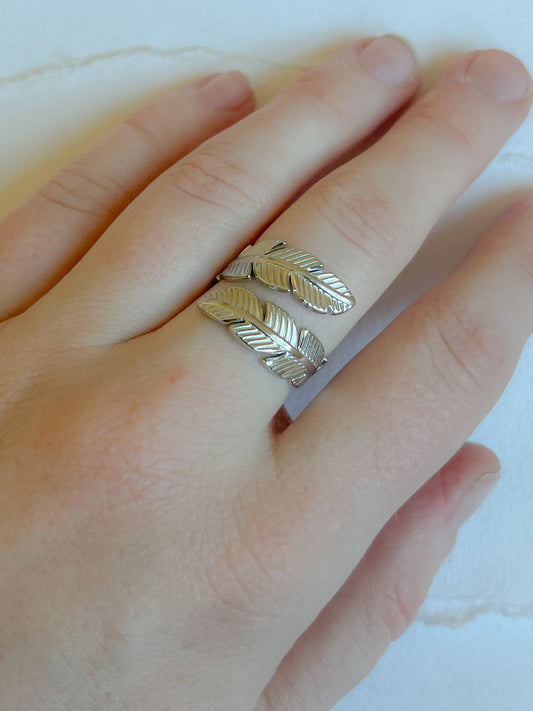 Ring // stål fjer