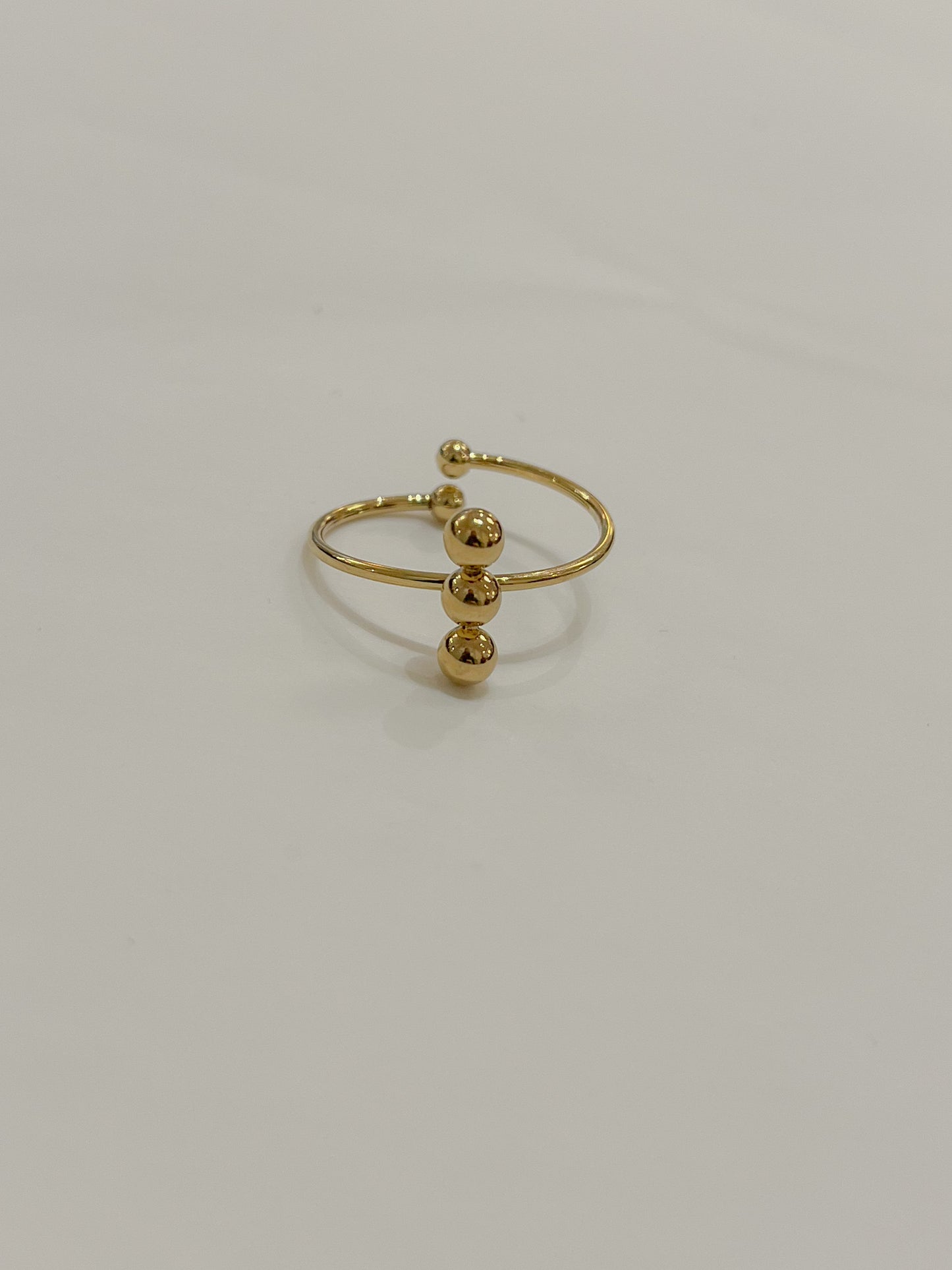 Vandfast Ring // perler på rad