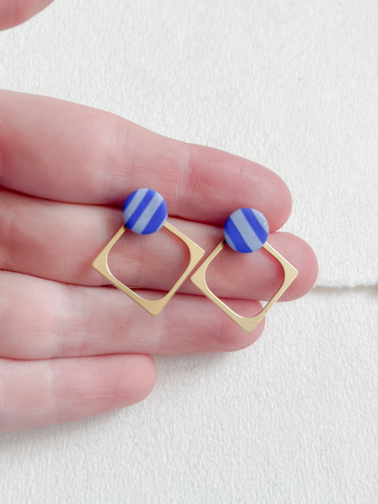 Stribet mat dot /// bagstykke