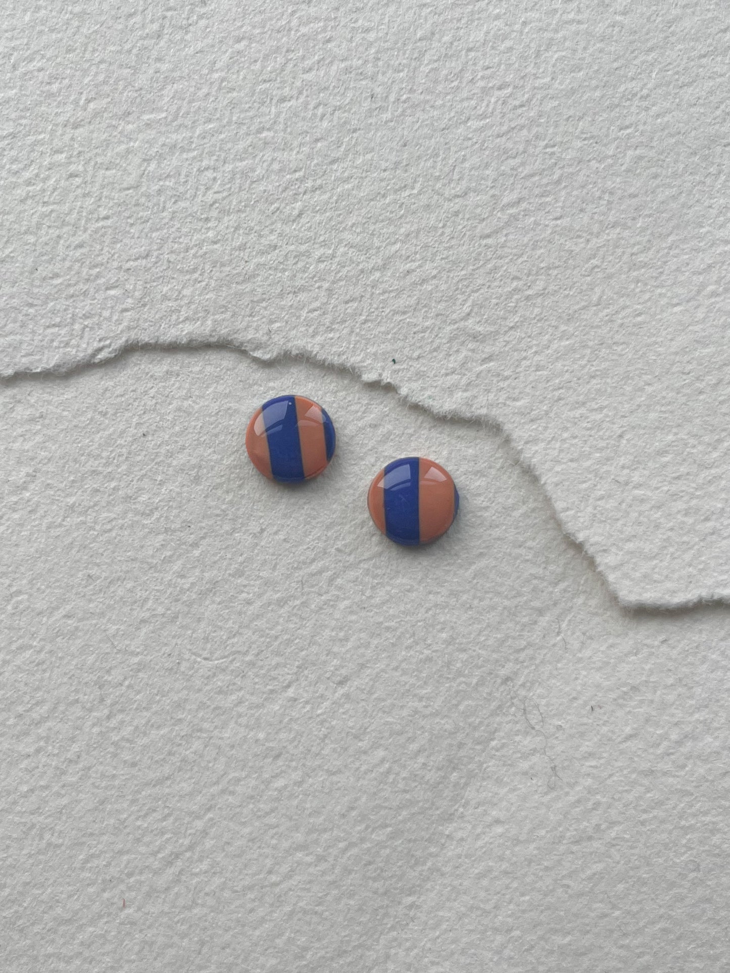 DOTS ørestikker // blå - klar orange