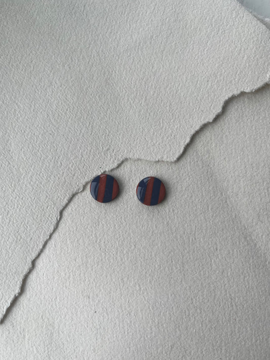 DOTS ørestikker // mørk blå - kobber striber