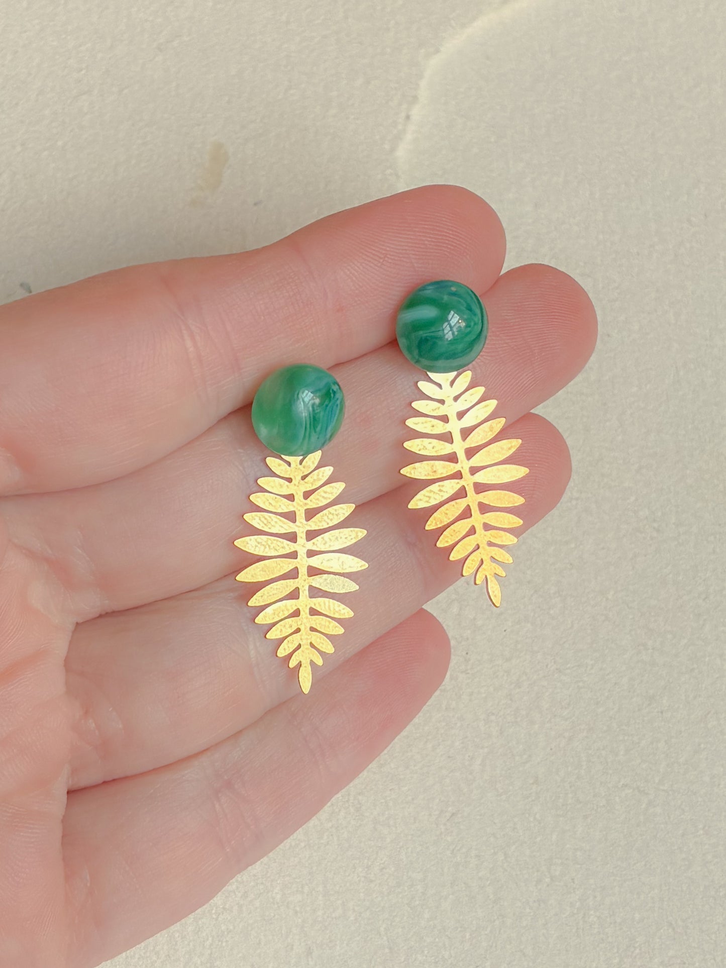 Grøn dot /// blad bagstykke