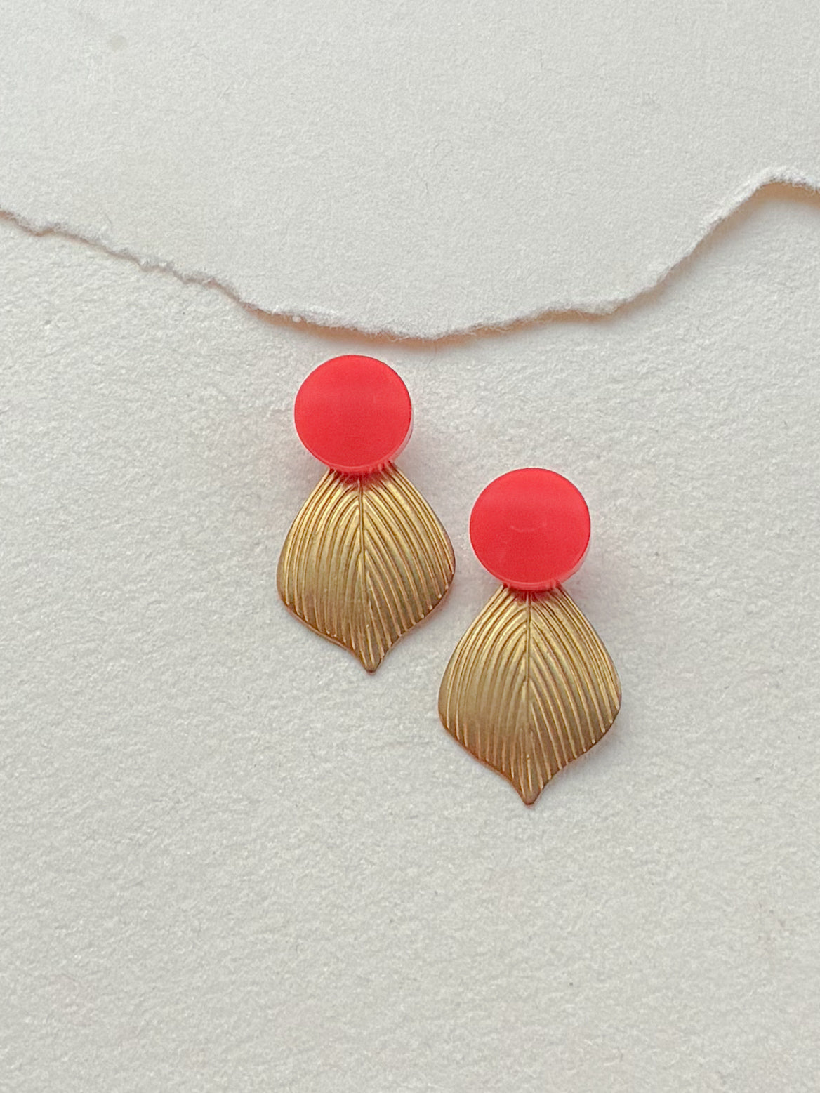 Koral dot /// tulip messing