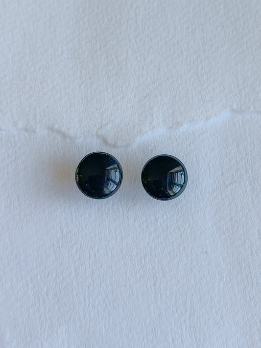 DOTS ørestikker // sort