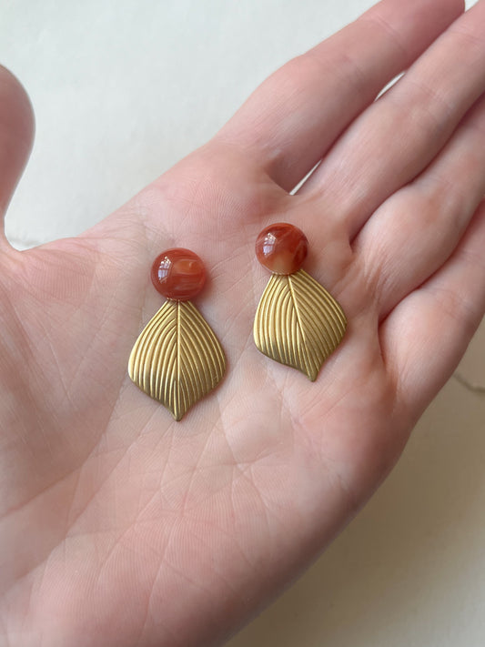 Rød-brun dot // tulip messing