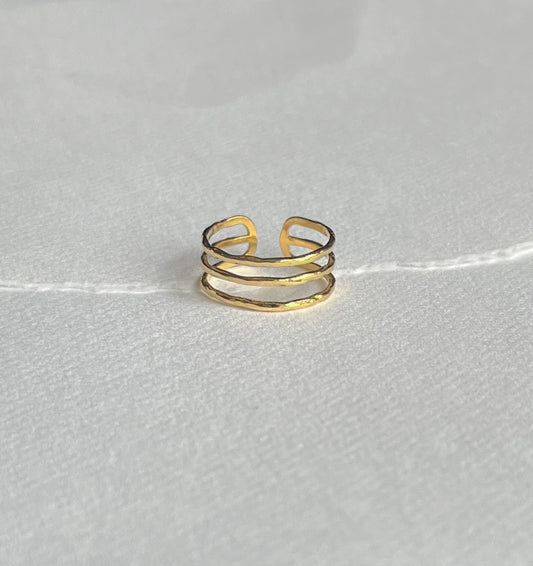 Vandfast ring // triple