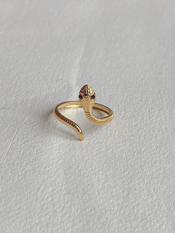 Vandfast forgyldt ring med slange fra Winther Design