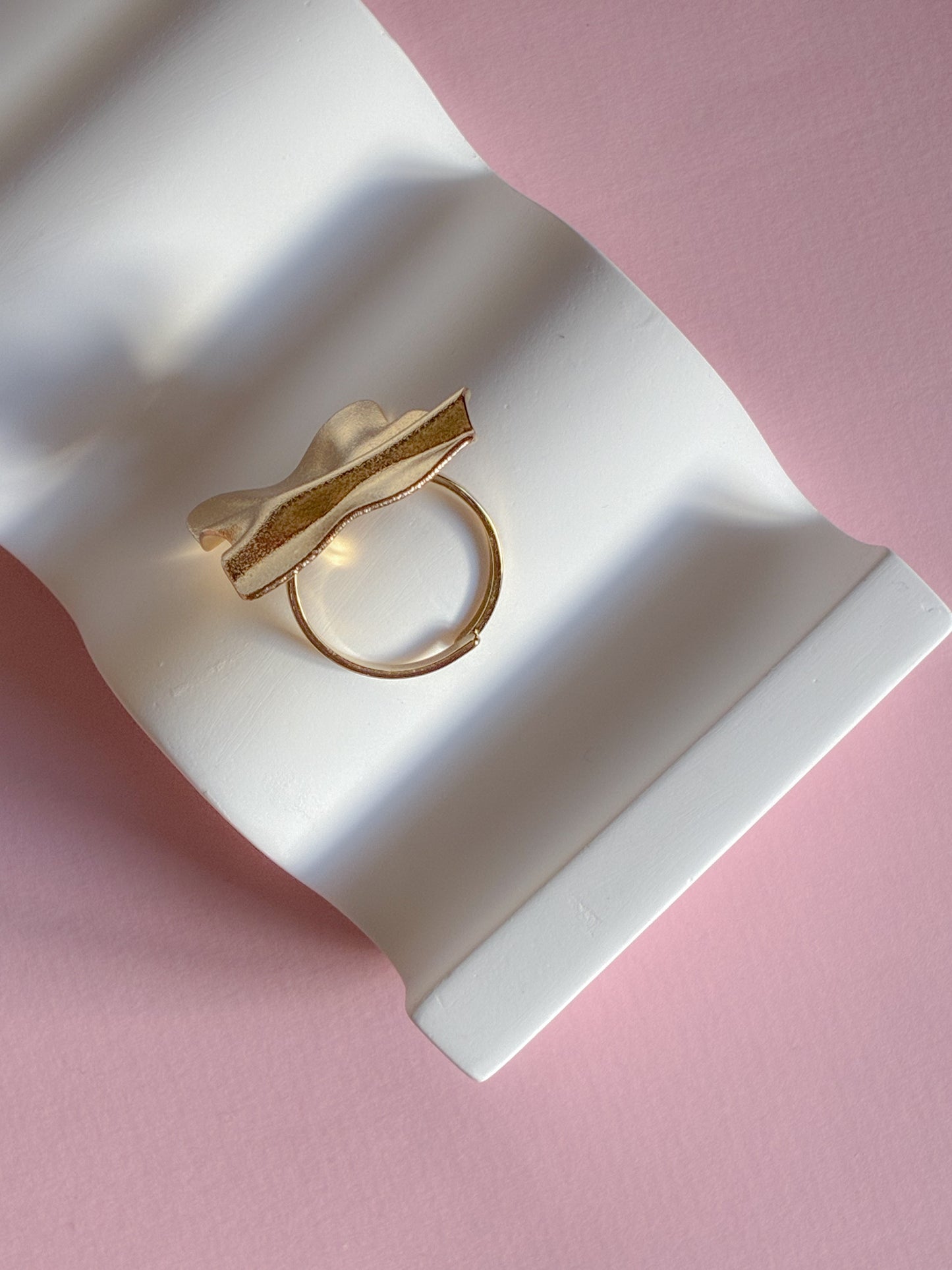 Ring // oversize drape