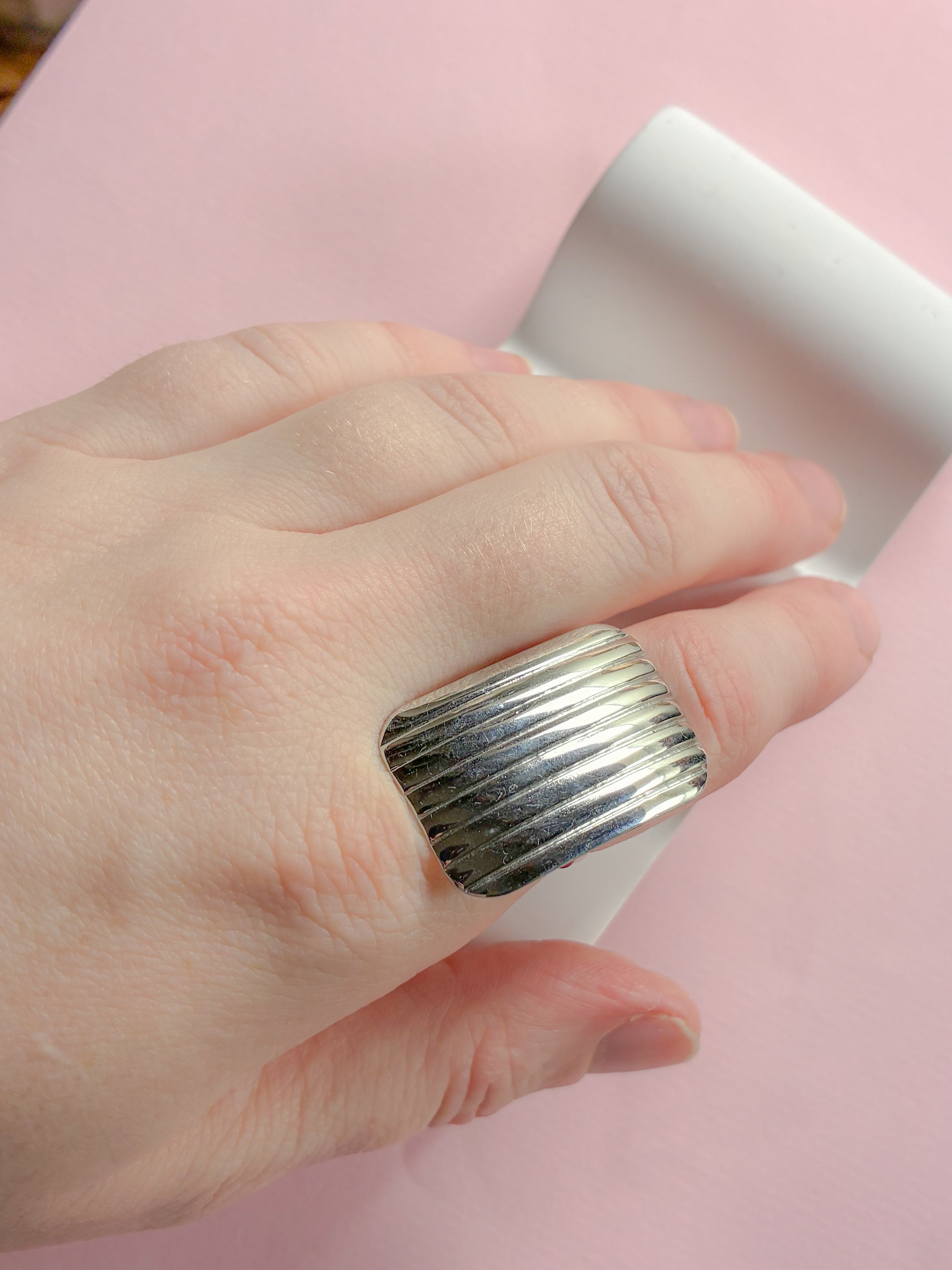 Ring // Line statement stål