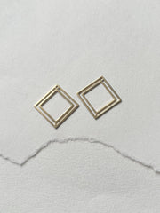 MESSING // dobbel firkant