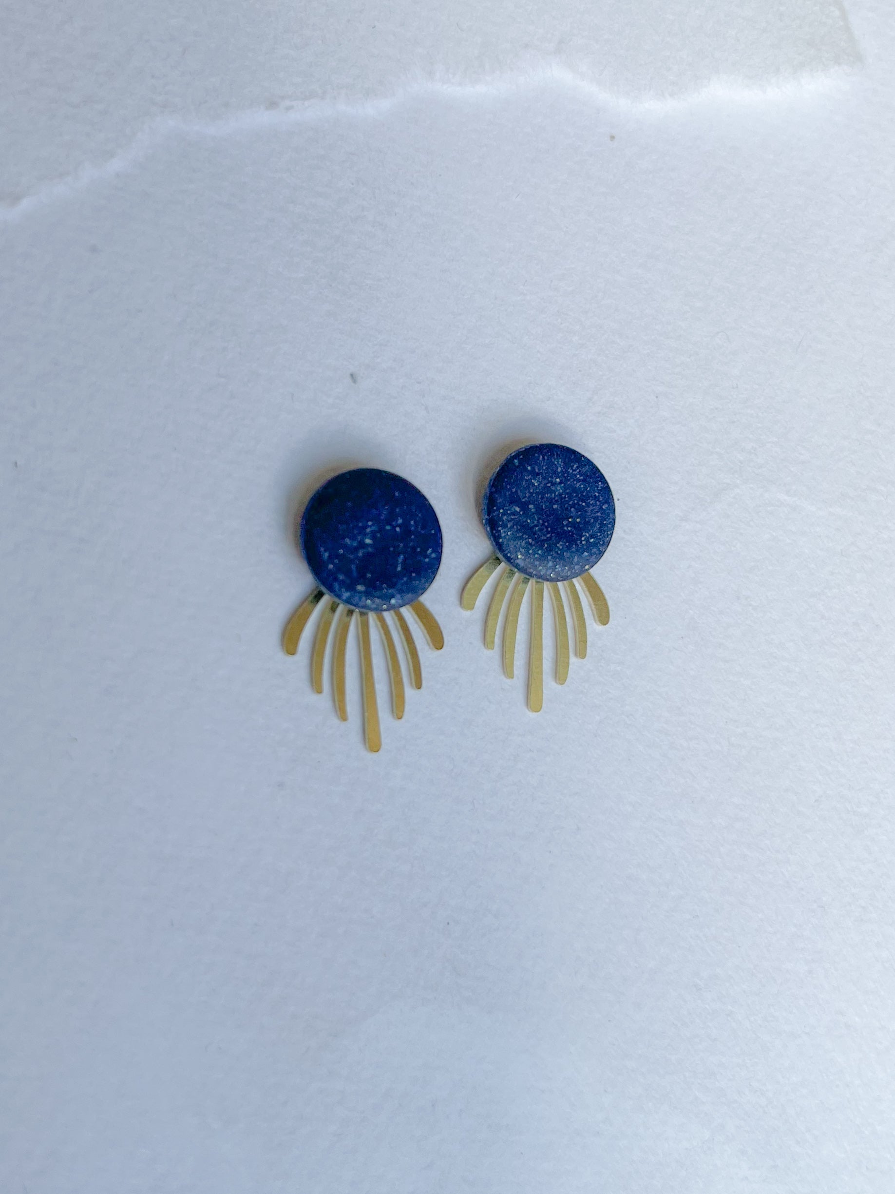 MESSING // kort frynse