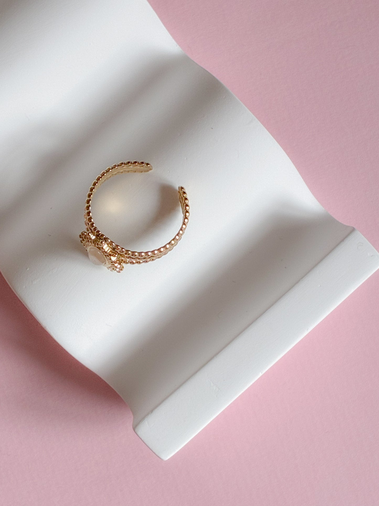 Ring // oval
