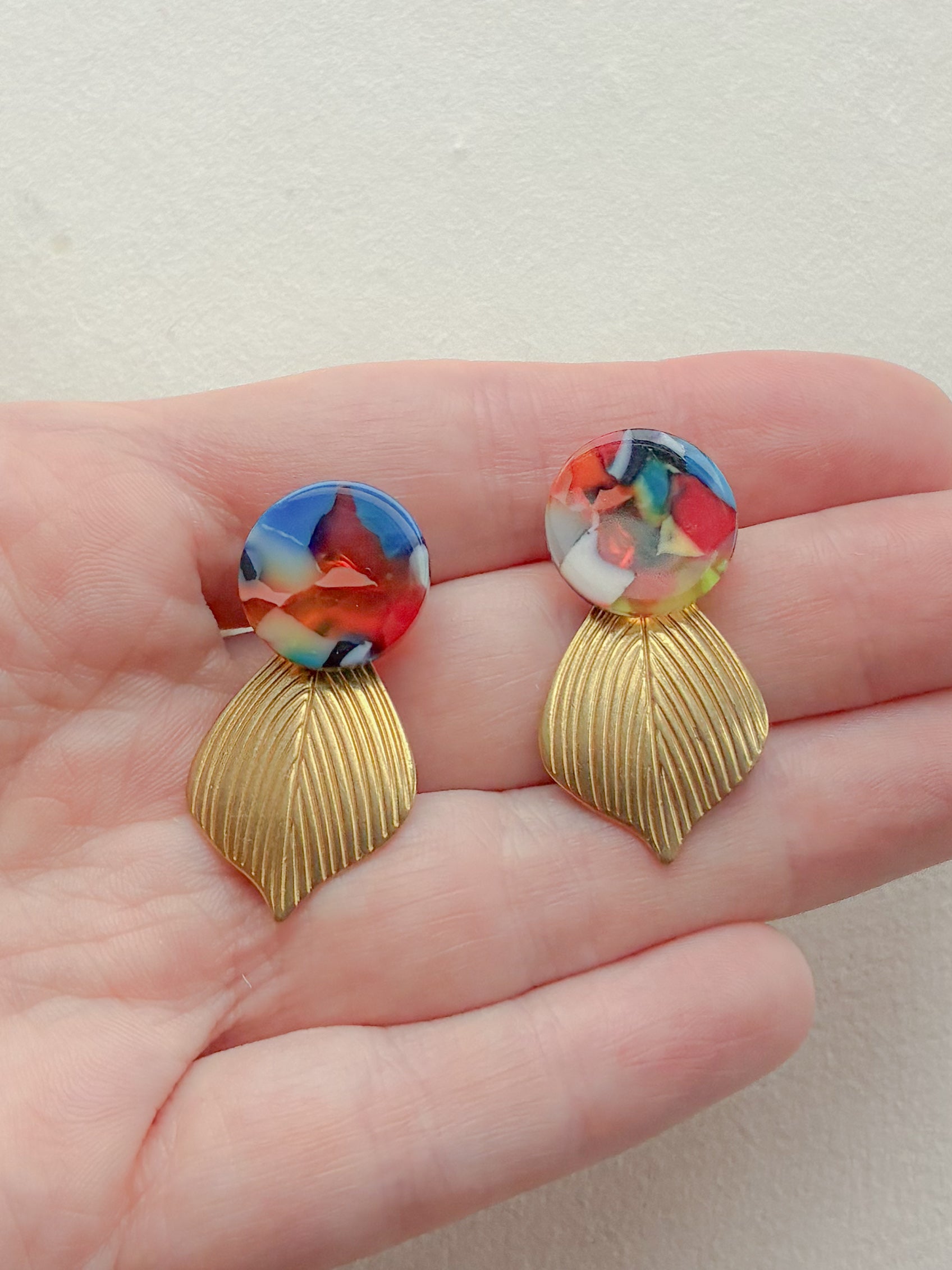 Multi dot /// tulip messing