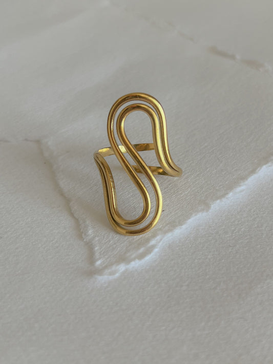Ring // swirl