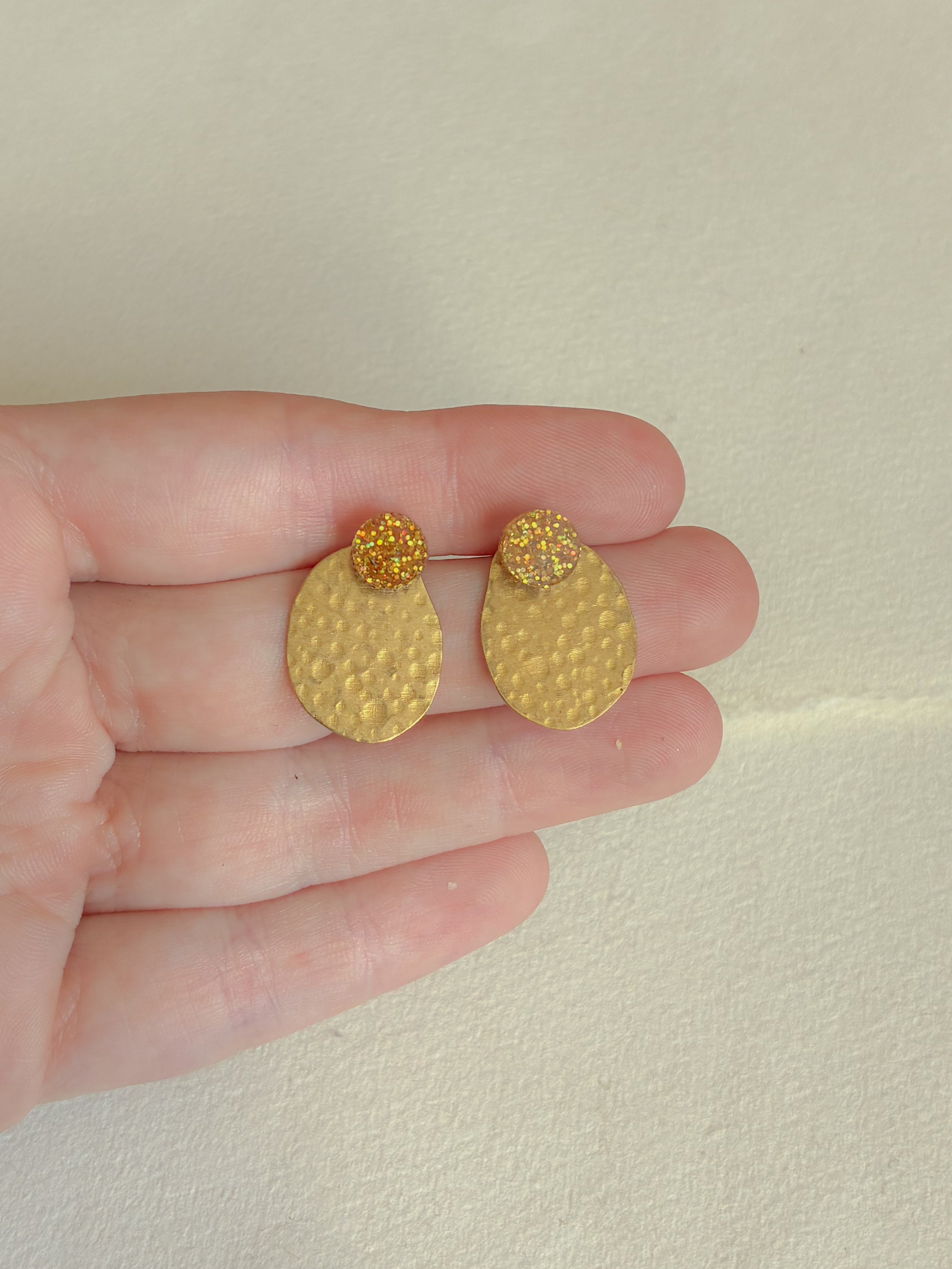 Guldglimmer dot // messing