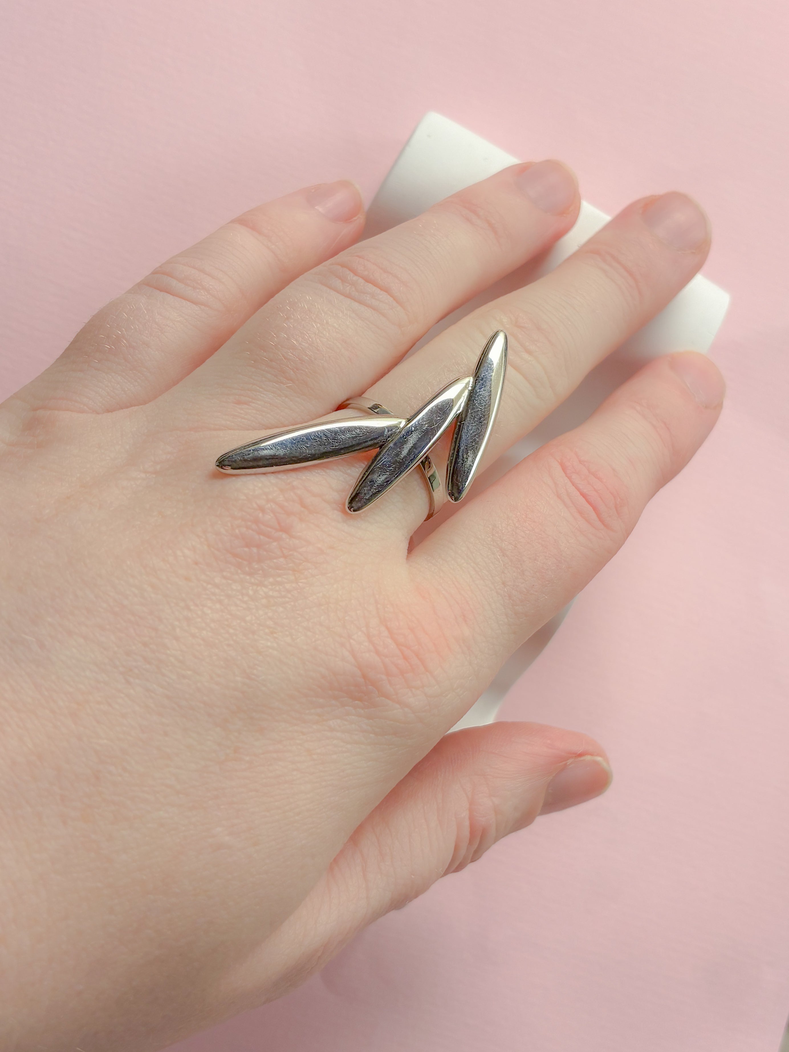 Ring //stick statement stål