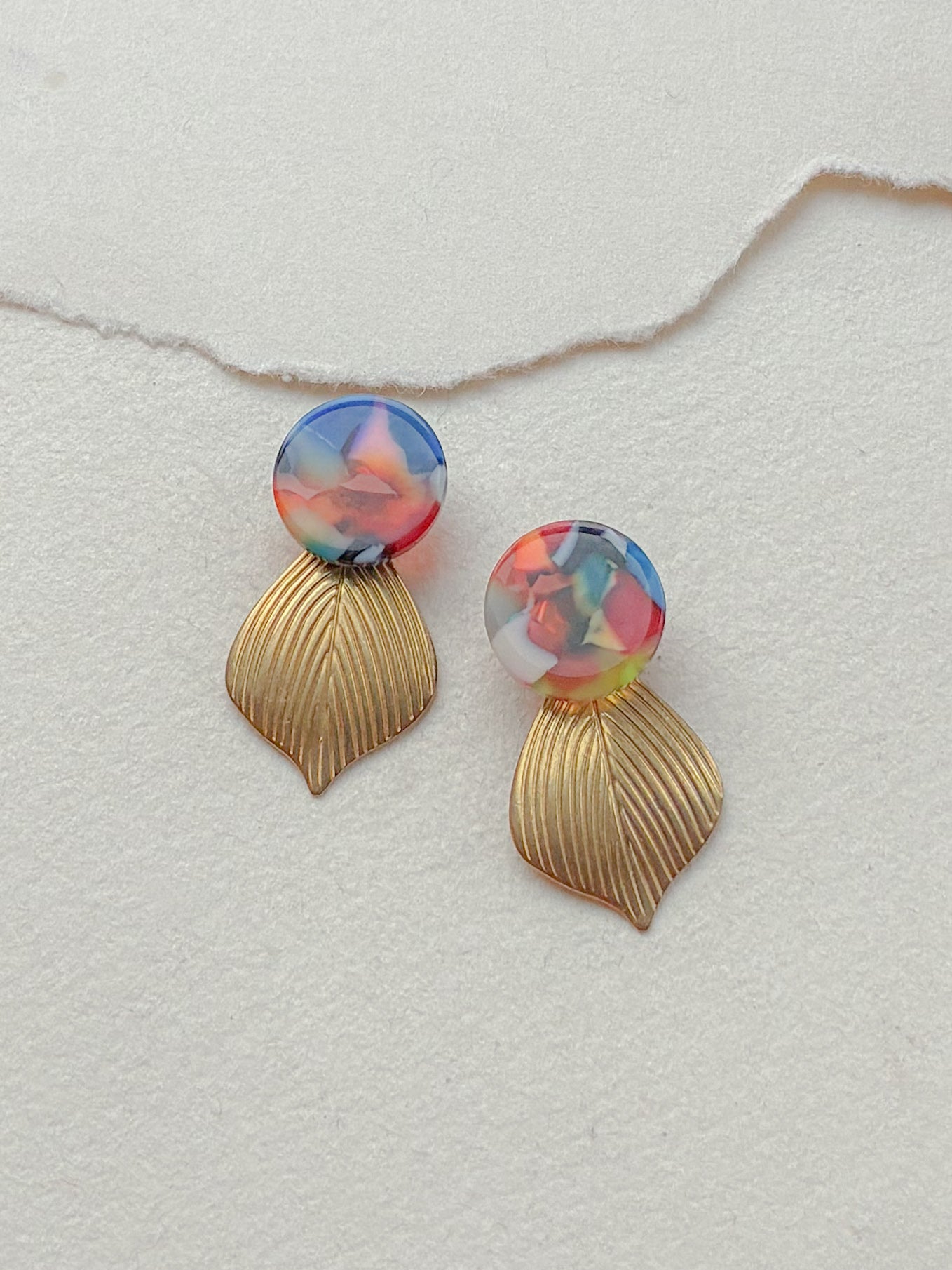 Multi dot /// tulip messing