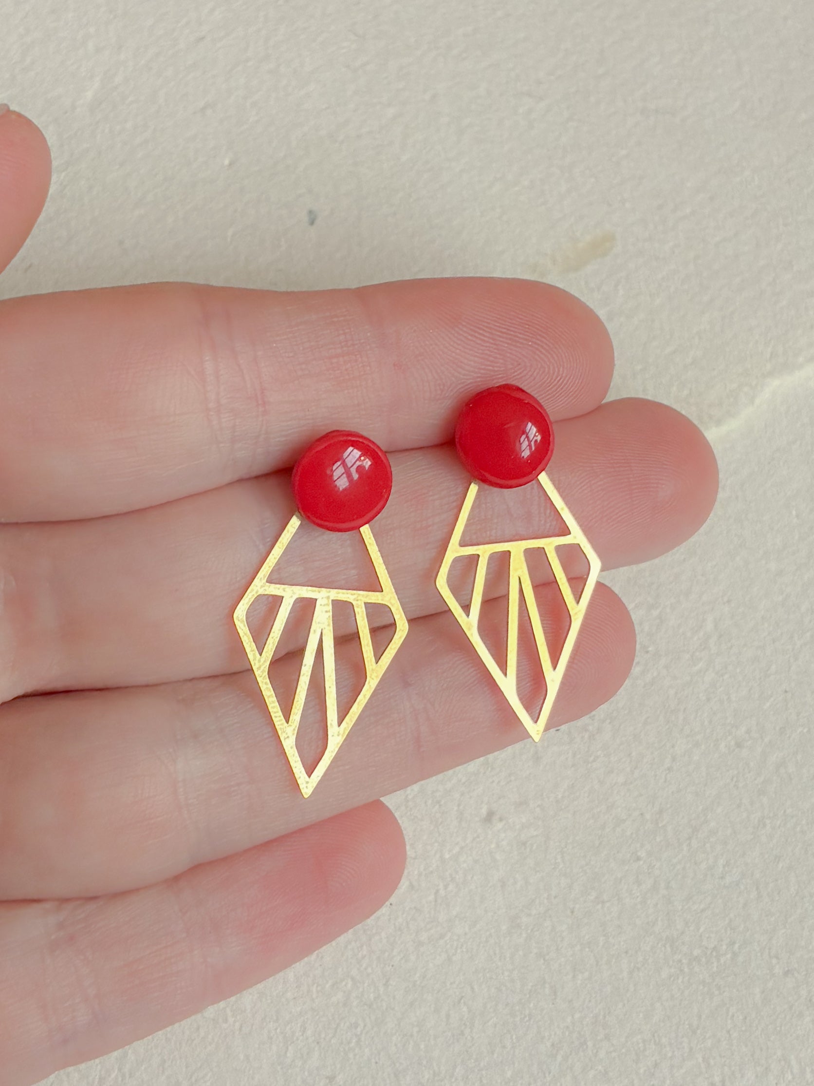 Rød dot /// bagstykke