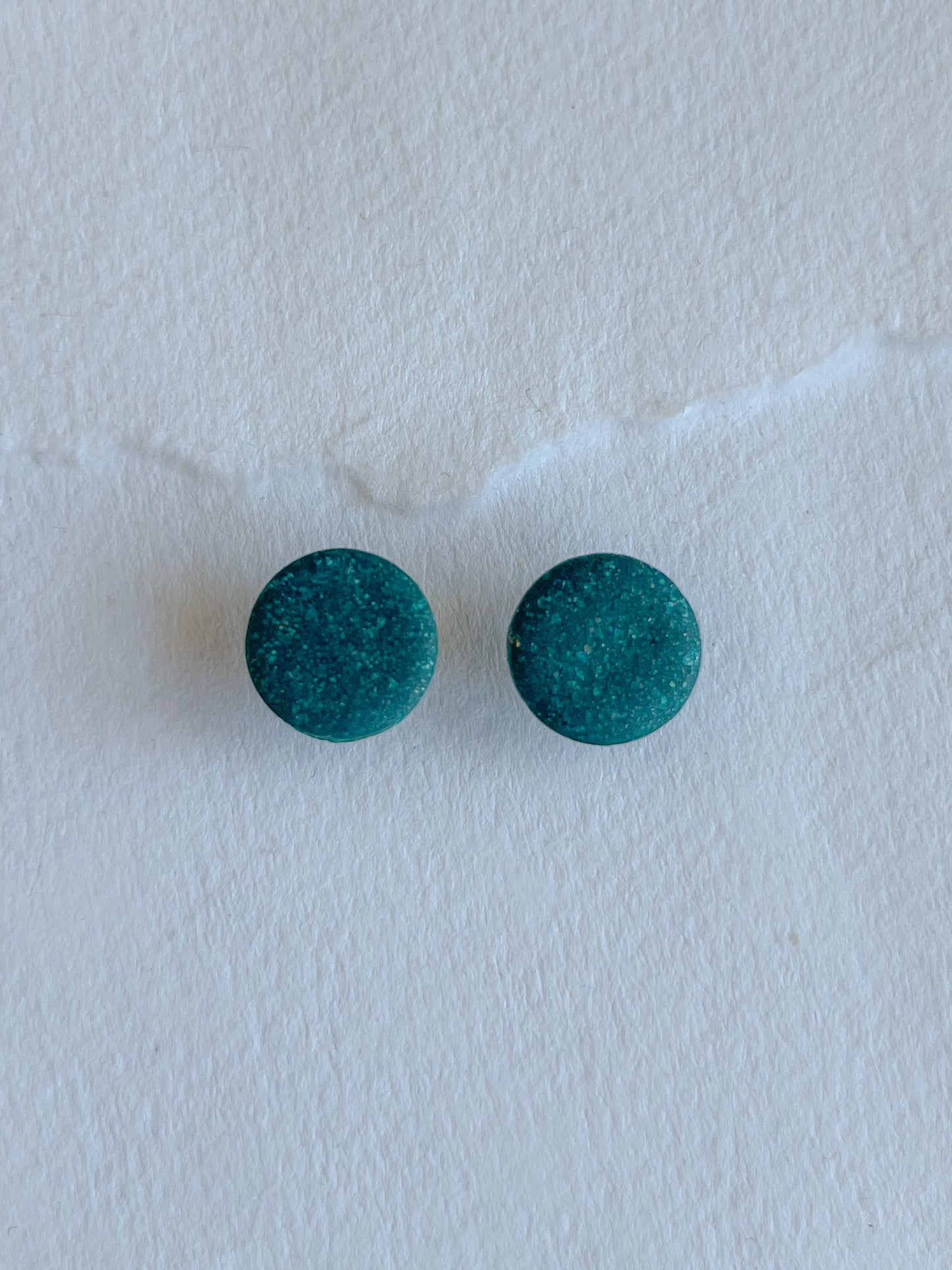 DOTS ørestikker // petroleum glimmer