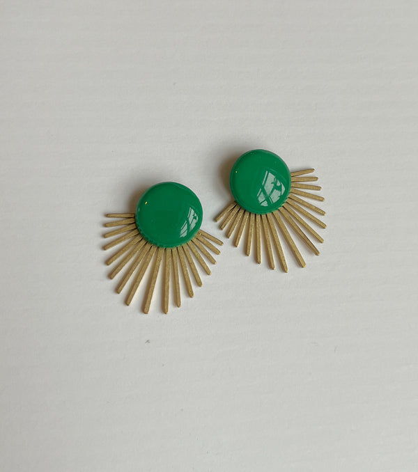Græsgrøn dot med bagstykke i messing, stråle, fra Winther Design