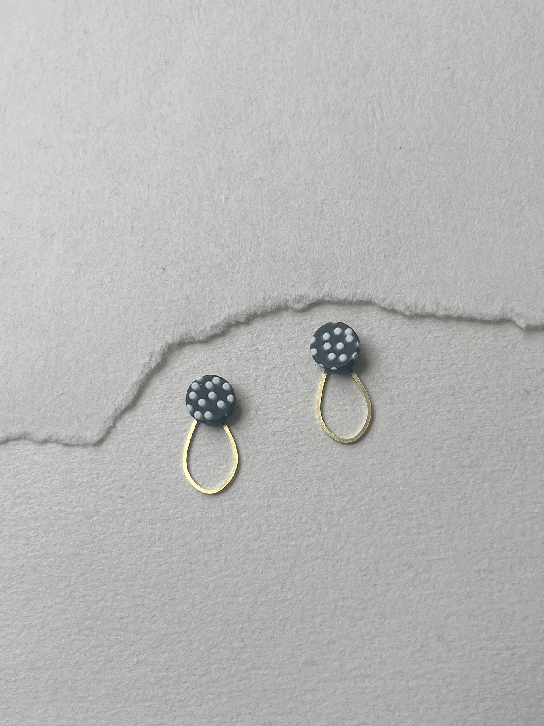 Prikket dot //dråbe messing